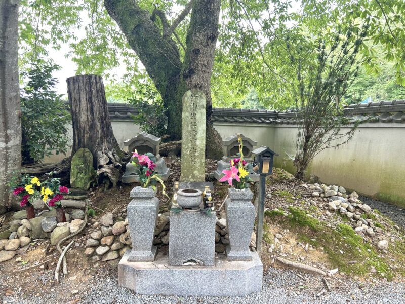 竹中半兵衛の墓
